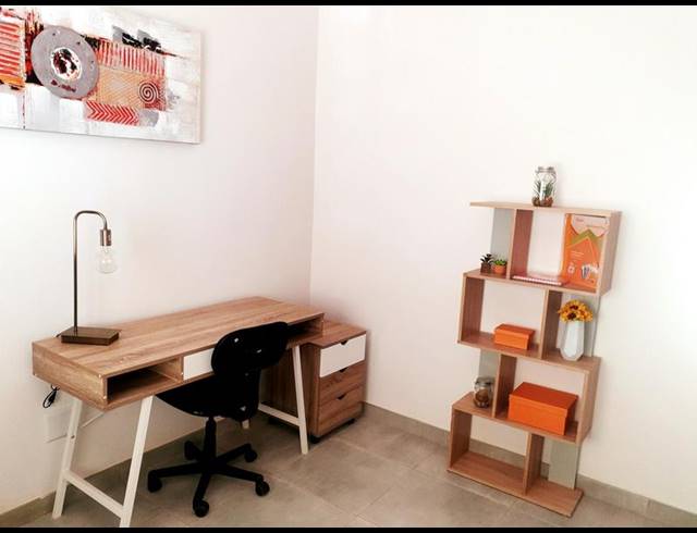 2 BEDROOM APARTMENT FOR SALE IN LYNNWOOD